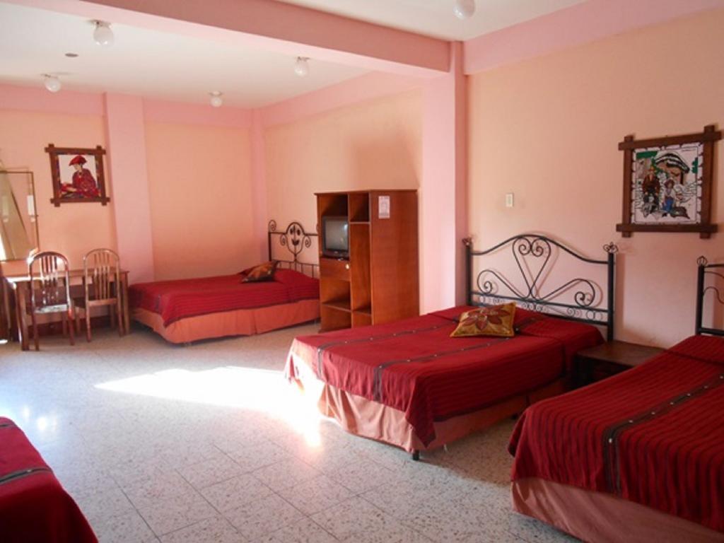 Hotel El Chaparral Panajachel Kamer foto