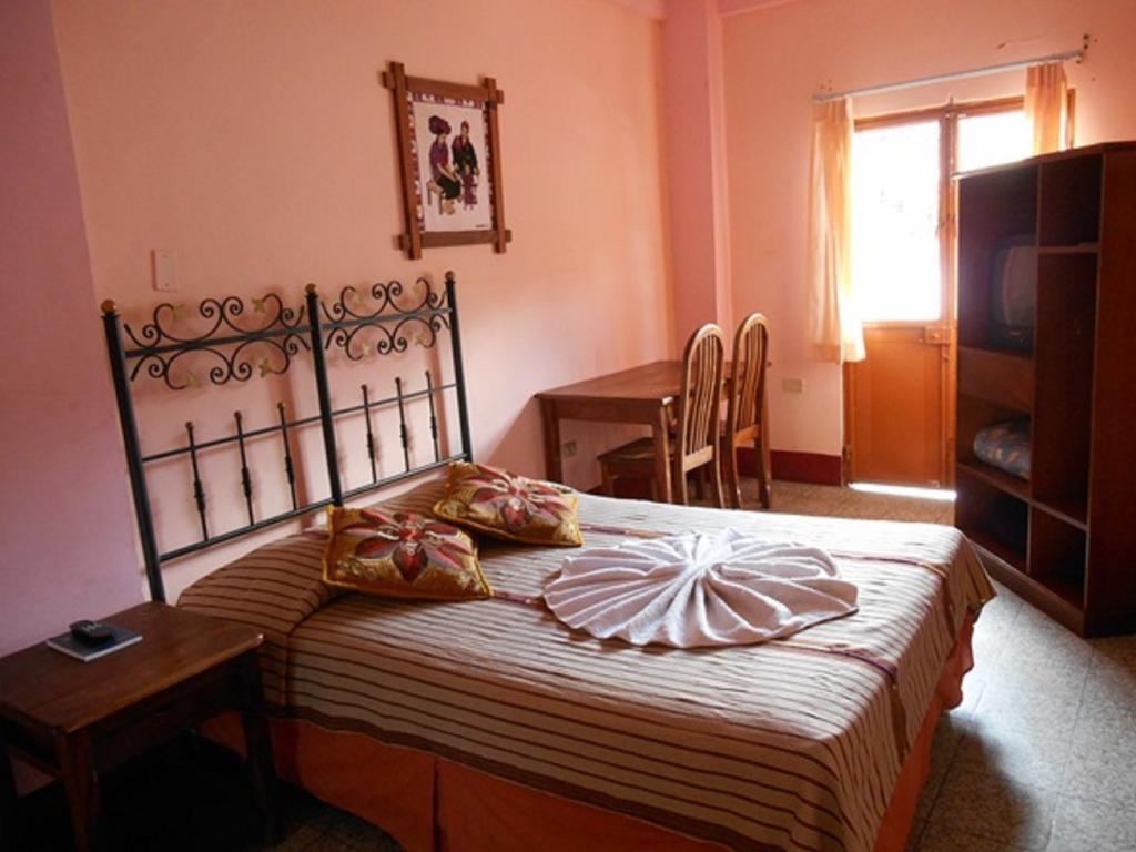 Hotel El Chaparral Panajachel Kamer foto